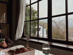靠窗位-素描餐厅(灵隐天竺店)