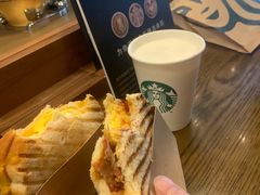 -星巴克(深圳宝安泰华店)