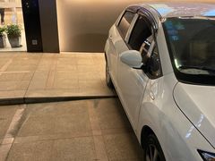-杭州大厦购物城D座华浙店-停车场