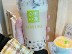 -奈雪的茶(百盛店)