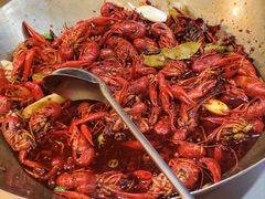 -涨巢·潮玩水疗局