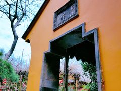 -龙华寺