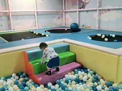 -星舰梦航(广百广场荔胜店)