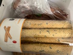 -小汪糕点(海纳名人雅苑21店)