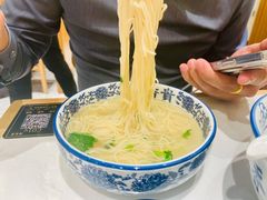 -陳香貴·兰州牛肉面(东方宝泰店)