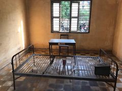 -吐斯廉屠杀博物馆