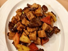 -香宫中餐厅·东北菜·铁锅炖·广式点心(哈尔滨香格里拉店)