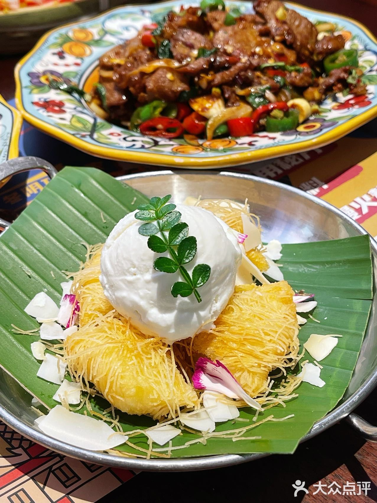 📣：排队王，吃饭饭要赶早！