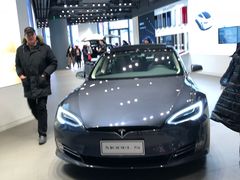 -TESLA 特斯拉(上海太古汇体验店)