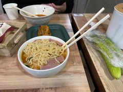 -BHC炸鸡(明洞总店)