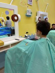 -爆米花儿童美发乐园