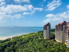 -三亚湾海居铂尔曼度假酒店