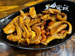 -黑白电视老长沙吃货铺(南岗万达店)