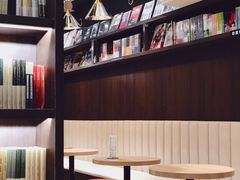 -钟书阁(群光广场店)