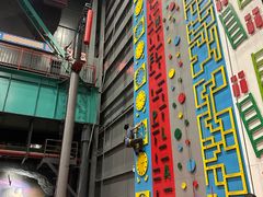 -极限PLAY运动娱乐新世界·团建派对潮玩休闲馆·室内蹦极高空游乐园