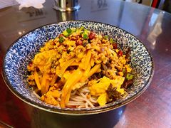 -粉家柳州螺蛳粉(杨宅路店)