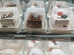 -DQ·蛋糕·冰淇淋(周浦万达店)