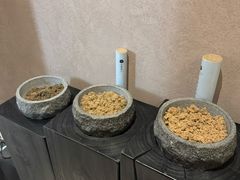 -灸春堂·艾灸·痛症·整脊连锁(之江银泰店)