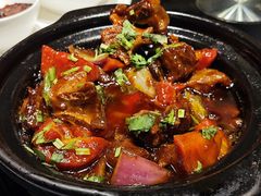 红酒香草牛尾-東舍食唐精品陕菜馆