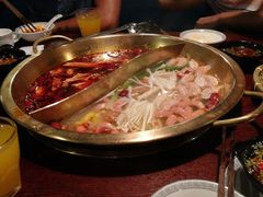 -重庆爽翻天老火锅(临平万达广场店)