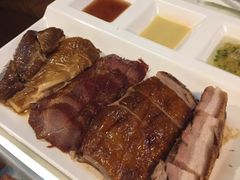 -新大咀港式茶餐厅(宝山万达店)