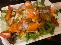 生鱼片色拉-角落里(中山公园店)