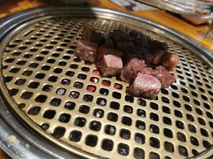 雪花牛肉粒-唯成•韩国炭火烤肉 유성고기