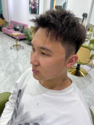 -沐染造型专业烫发染发