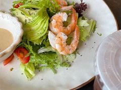 牛油果鲜虾沙拉-Supine Bistro溯泮餐厅