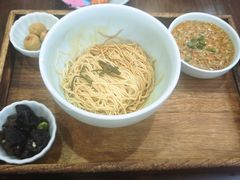 蟹粉黄金捞面-蟹上黄·蟹黄面·江南糖水(人民广场店)