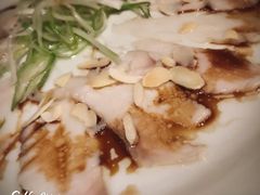薄切鲜鱼片-穹六人间 people 6(岳阳路店)