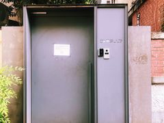 -胶囊画廊
