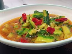 -黄记煌三汁焖锅(新佳丽江汉路店)