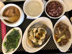 -爱妈月子会所(汕樟总店)