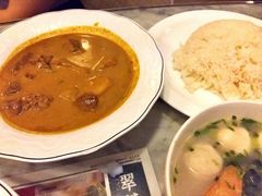 咖喱牛腩饭-翠华餐厅