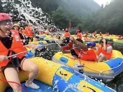 -帽儿山漂流