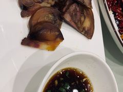 -大鸭梨烤鸭店(金顶街店)