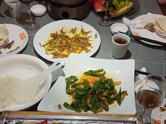 -新天明砂锅鱼头煲