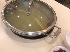 -一席地·本地鸡窝·杭帮鸡火锅(萧山银隆百货店)