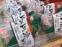 -全家便利店(宜山路站店)