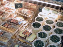 -酥大興·新国潮糕点配茶饮(龙岗万达黑金店)