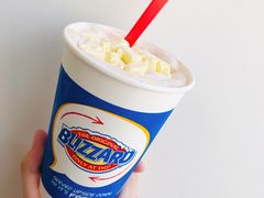 草莓芝士暴风雪-DQ·蛋糕·冰淇淋(新玛特分店)