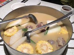 -肥仔文澳门猪骨煲(南京西路店)