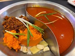 -沸炉重庆老火锅(军事博物馆店)