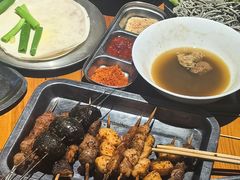 -马路牙子烧烤音乐酒馆(望京店)