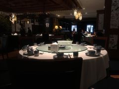 -八府香鸭·啫啫煲(华山路店)