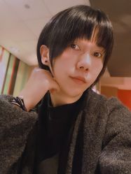 -侨治发型