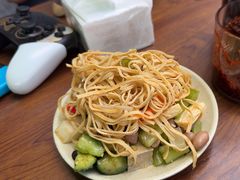 -任记七中刀削面(总店)