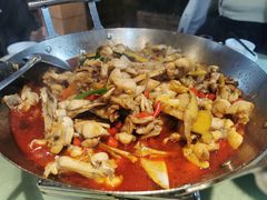-昱龙大盆牛蛙馆(三兴街总店)
