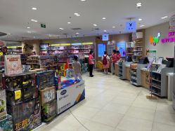 -孩子王(静安大融城店)